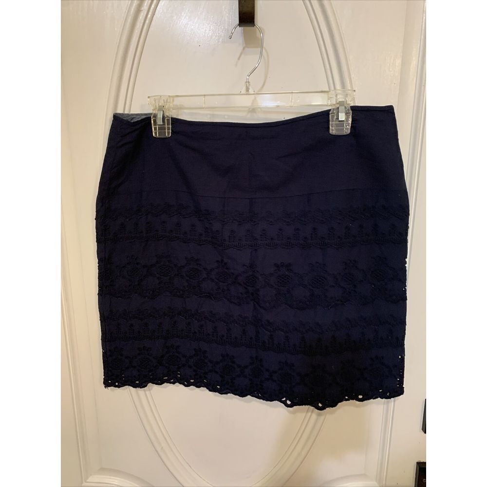 G H Bass Co Navy Blue Eyelet Lace Back Zip Women's Mini Skirt Sz 12 cottagecore‎
